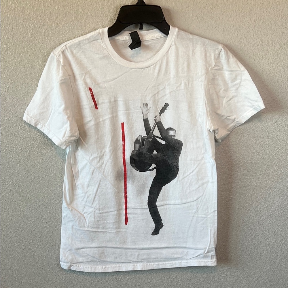 Bryan Adams So Happy It Hurts Tour Graphic Womens Fit TShirt Size Small